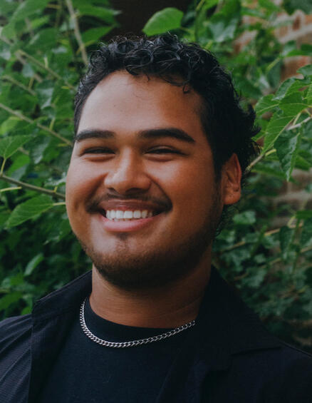 Ángel Hilario Álvarez, BA Through his work, Ángel integrates Neuroscience & Psychology to guide Holistic wellbeing, optimize Mind-Body health, and elevate Human potential